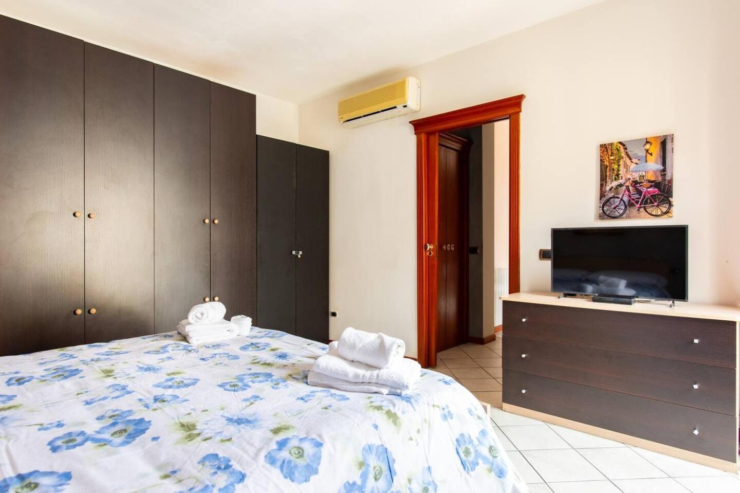 2 Apartments - Akragas Home 1 & 2 On Via Atenea City Center With View 阿格里真托 外观 照片