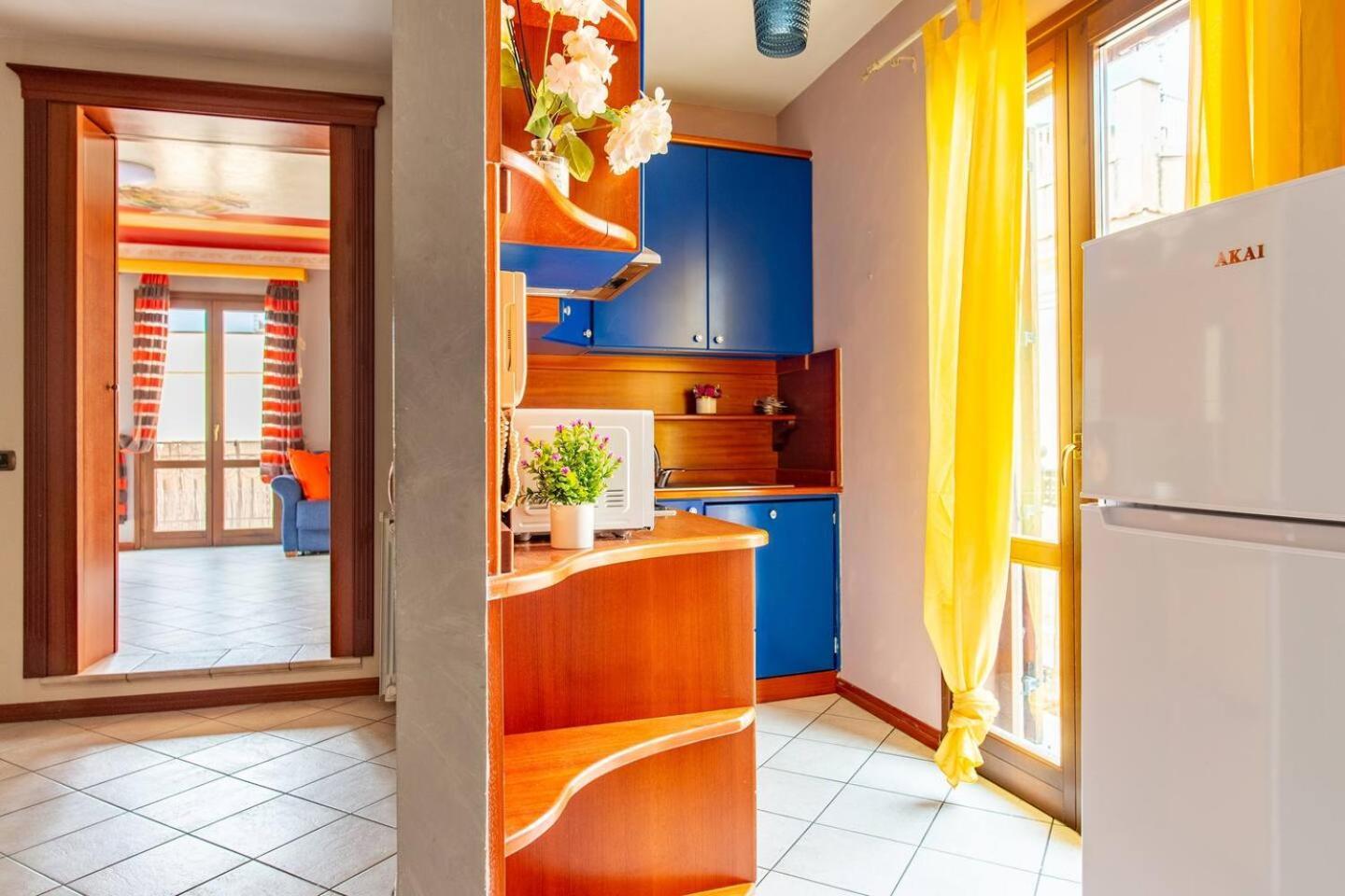 2 Apartments - Akragas Home 1 & 2 On Via Atenea City Center With View 阿格里真托 外观 照片