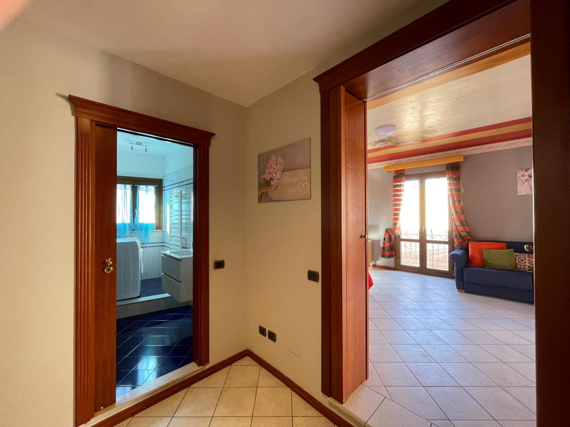 2 Apartments - Akragas Home 1 & 2 On Via Atenea City Center With View 阿格里真托 外观 照片